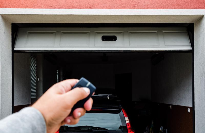 porte-de-garage-motorisee